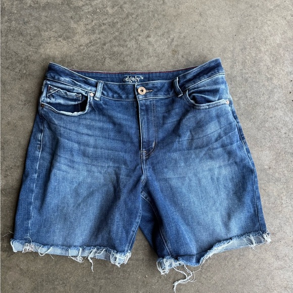 Maurices Edgely Blue Jean Shorts with Frayed Hem - Picture 2 of 3